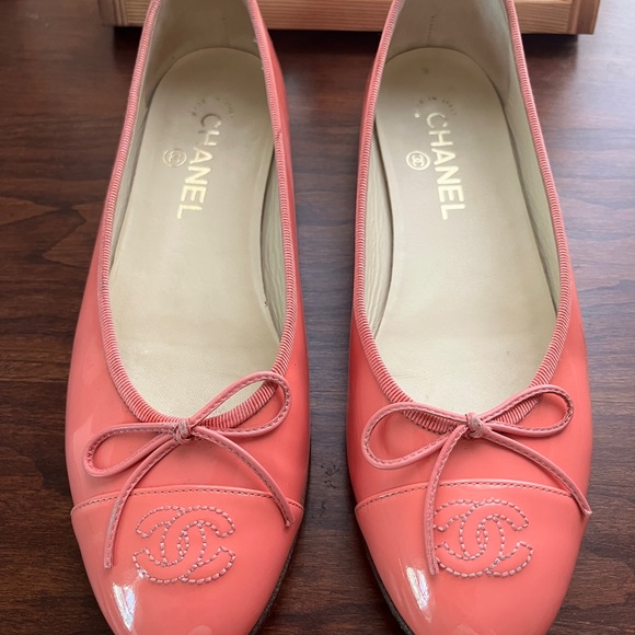 CHANEL Pink Ballet Flats with Bow - Picture 1 of 8